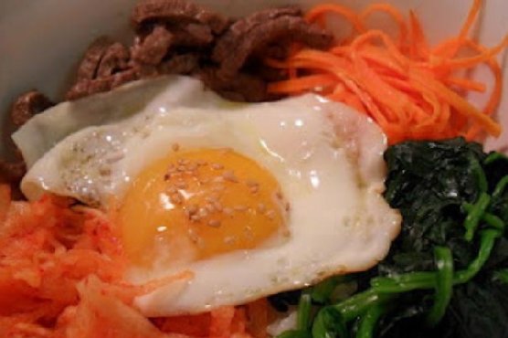 Korean Bibimbab (Rice w Vegetables & Beef)