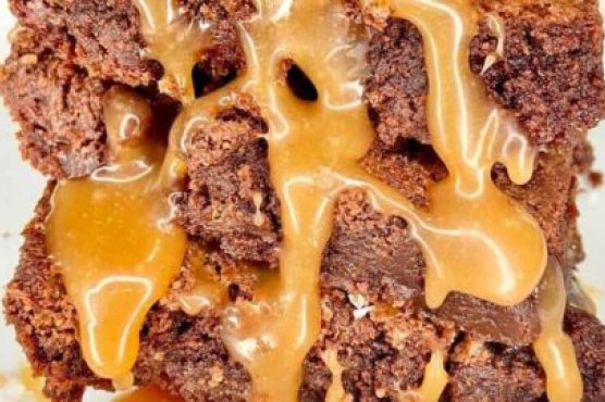 Fudgy Nutella Brownies with Salted Caramel Sauce