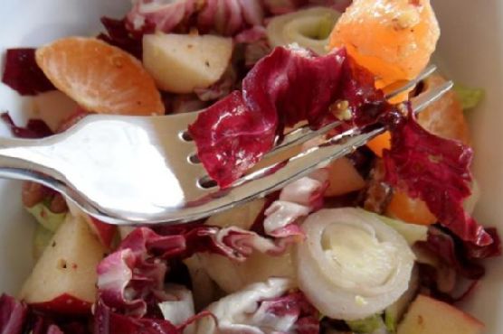 Radicchio & Endive Salad with Pecans, Apple & Mandarin