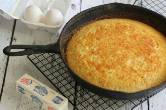How to Make a Skillet Cornbread