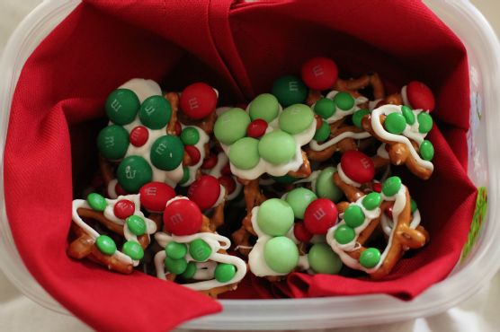 White Chocolate Christmas Holiday Pretzels and Santa’s Snack Mix