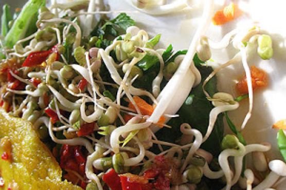Vietnamese Pancakes with Vegetables, Herbs and a Fragrant Dipping Sauce (Bánh Xèo)